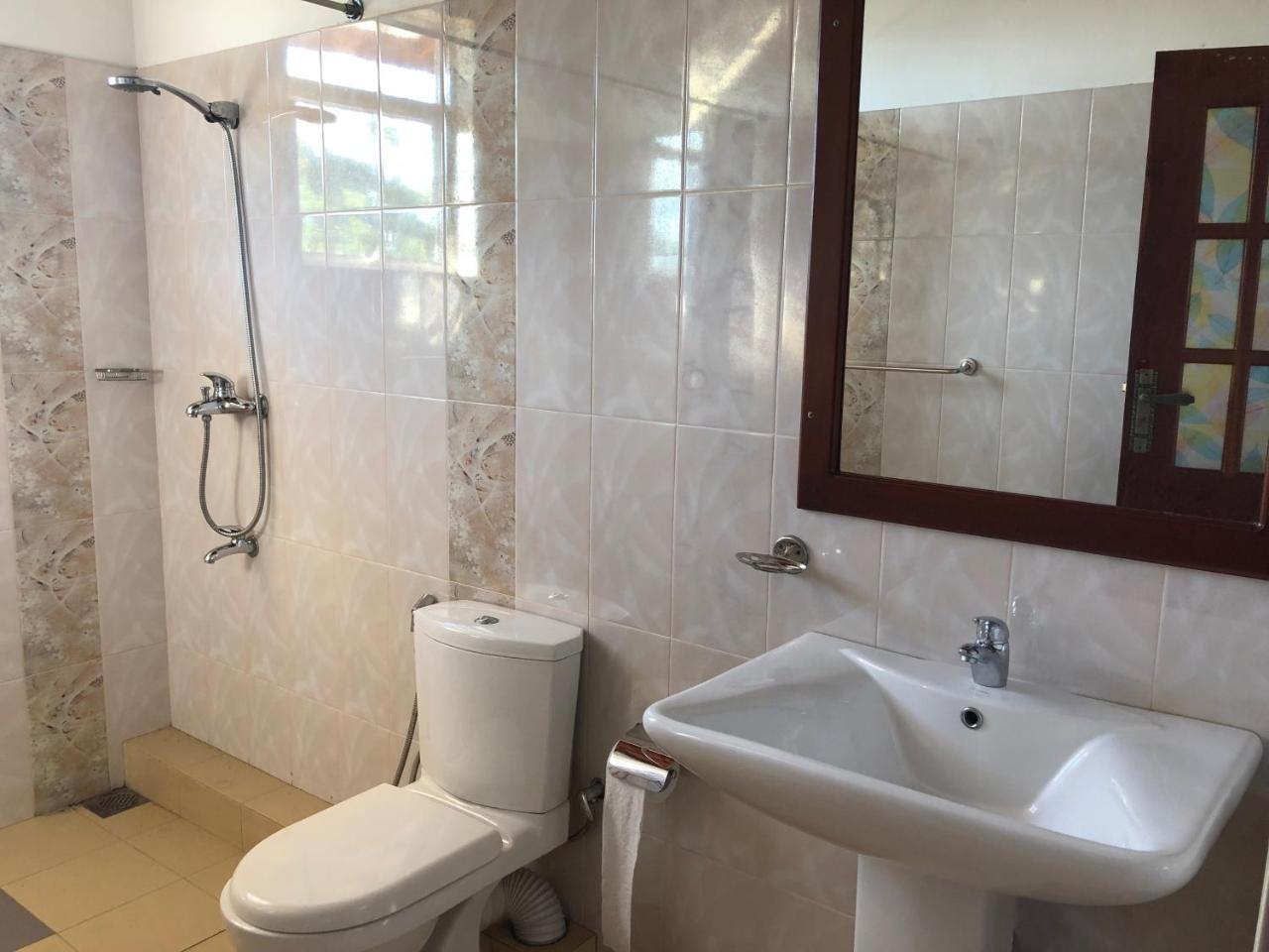Helianto Social Villa Bentota Exterior photo